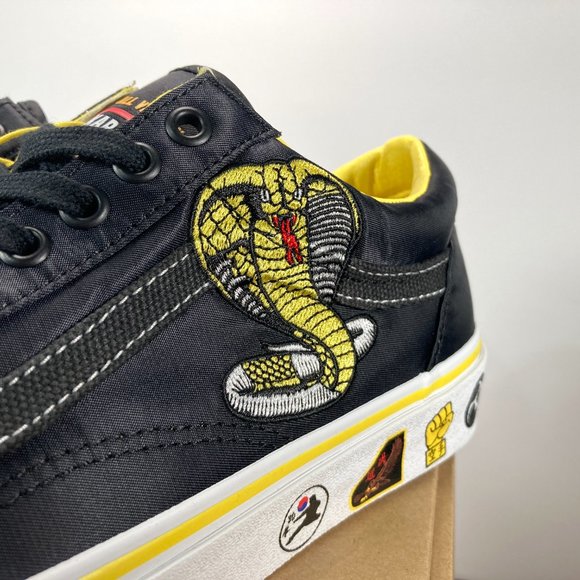 Vans X Cobra Kai Old Skool Shoe | Size 7.5 US Men - Picture 9 of 11